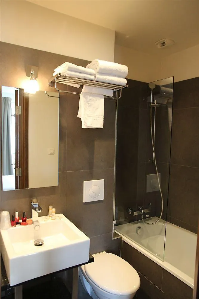 Art Batignolles Hotel