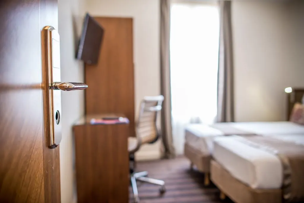 Hotel Art Batignolles
