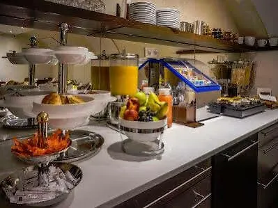 Art Batignolles Hotel